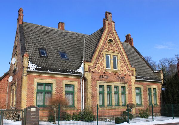 historische Gebäude in Raben Steinfeld
